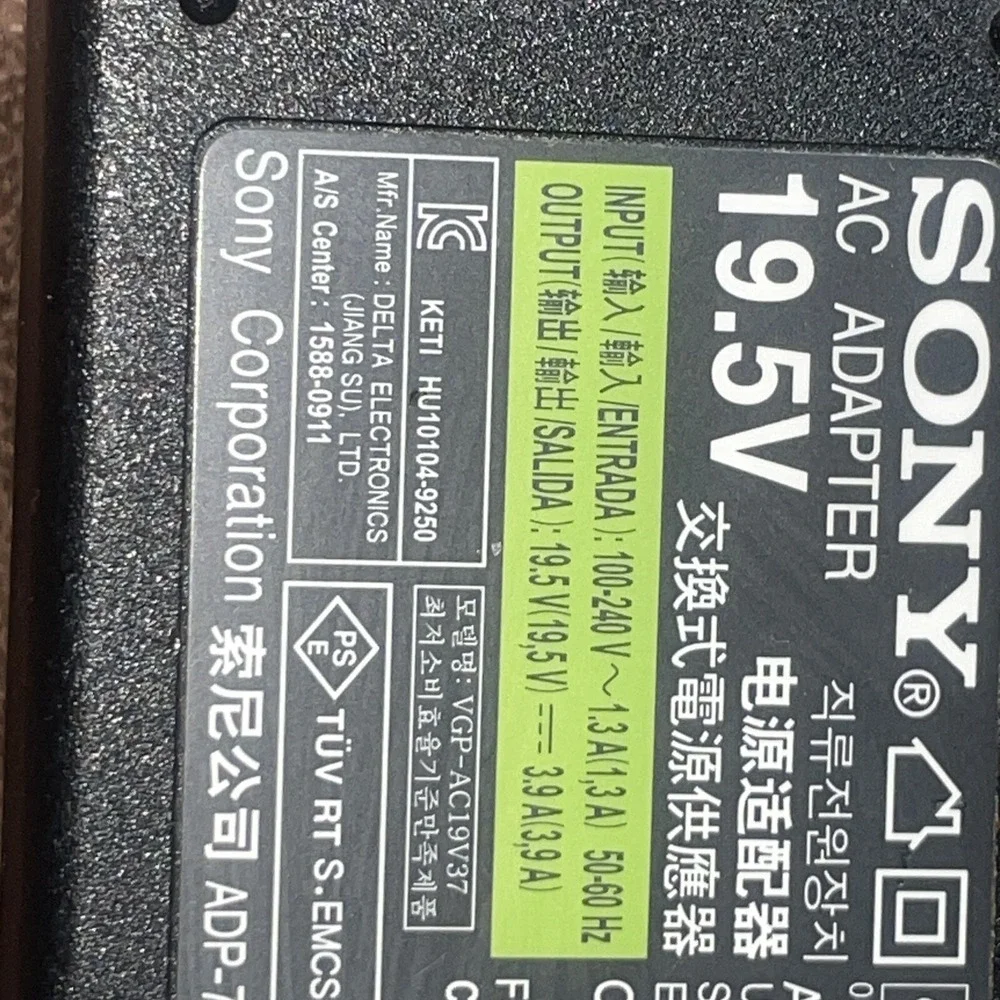 Genuine Sony Laptop Charger V85 AC Adapter 19.5v‎ ~ VGP-AC19V37